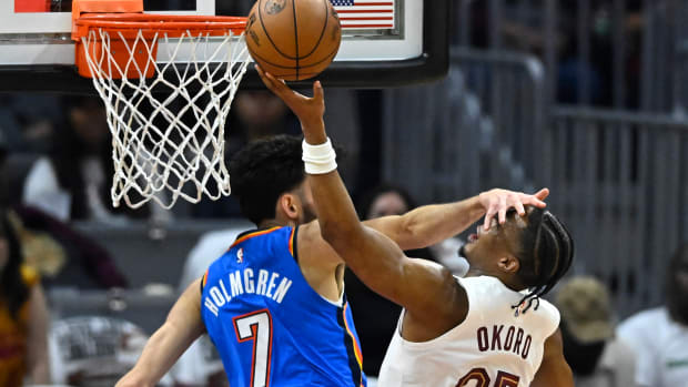 Chet Holmgren, OKC Thunder, Isaac Okoro, Cleveland Cavaliers